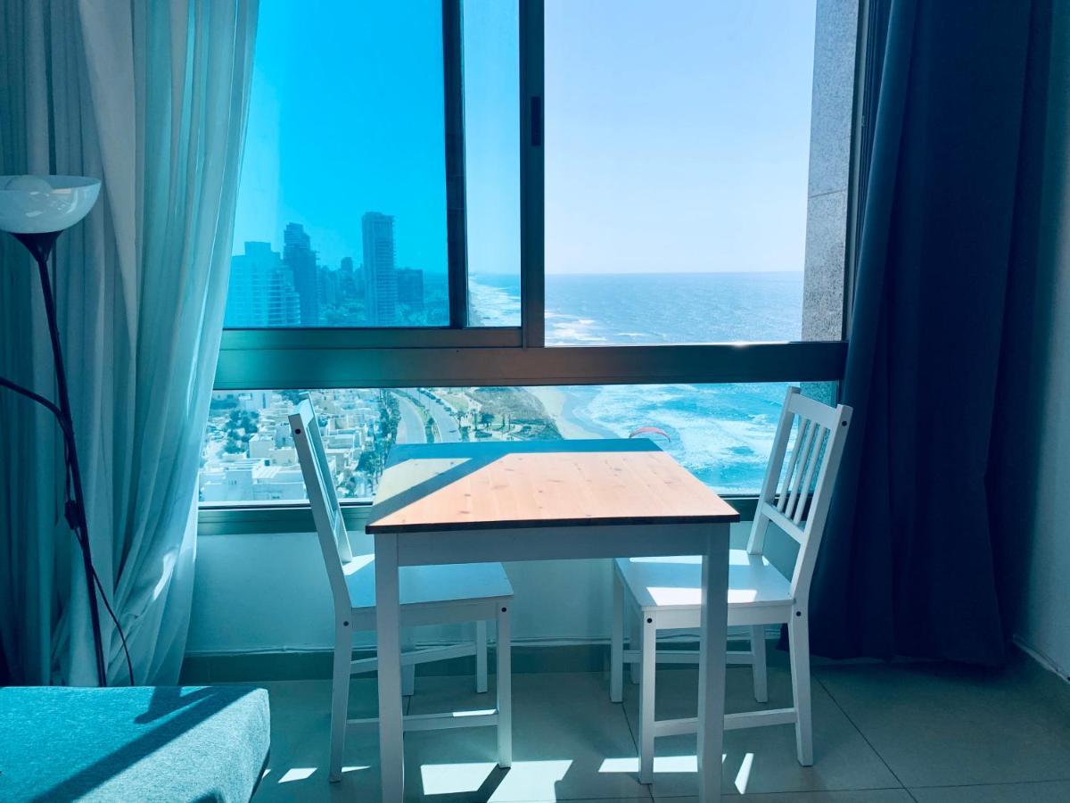 C Tower Apartments نتانيا المظهر الخارجي الصورة