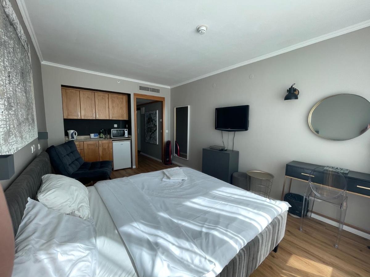 C Tower Apartments نتانيا المظهر الخارجي الصورة