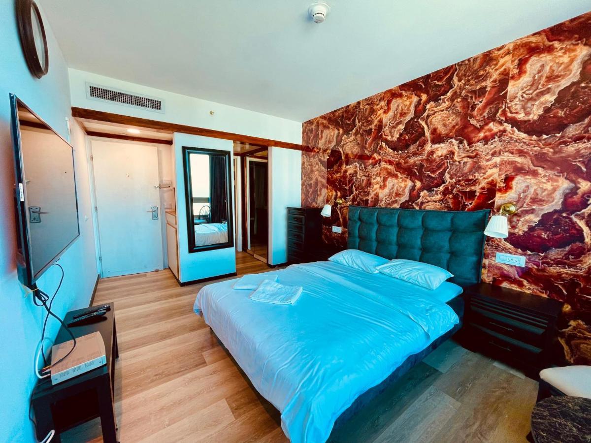 C Tower Apartments نتانيا المظهر الخارجي الصورة