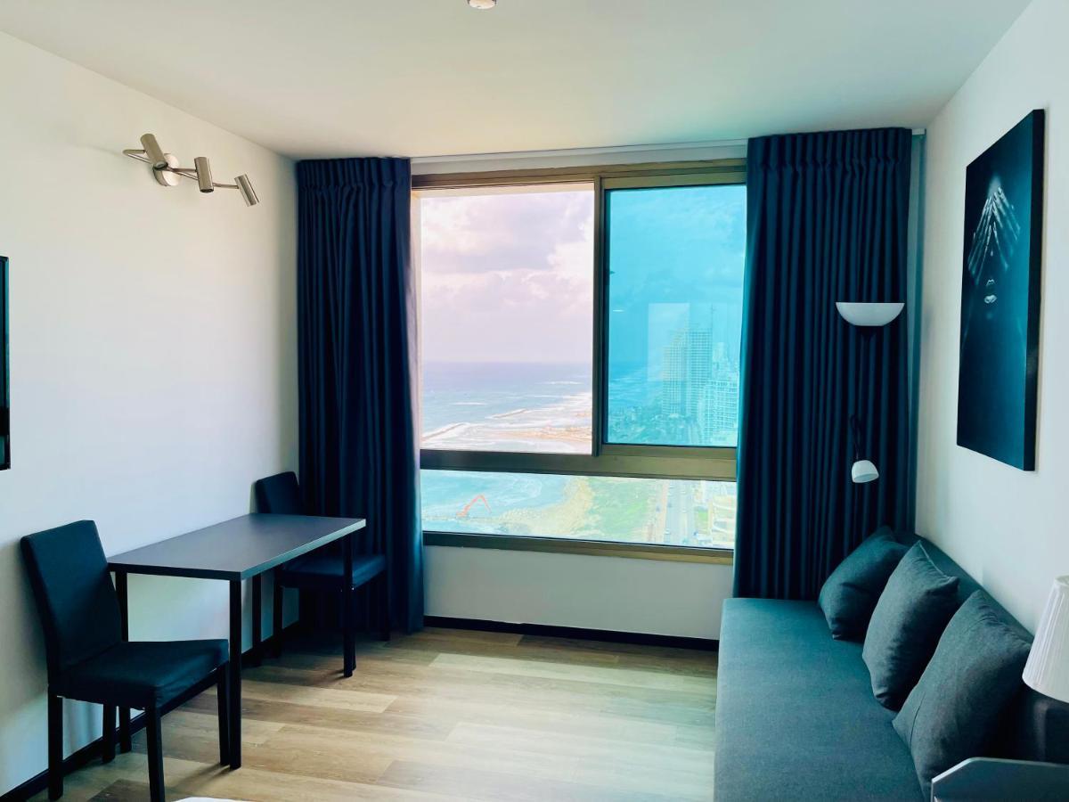 C Tower Apartments نتانيا المظهر الخارجي الصورة