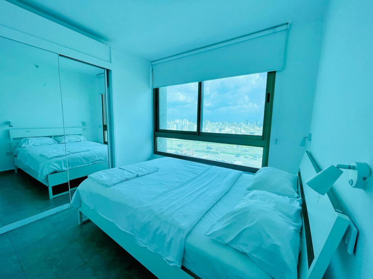 C Tower Apartments نتانيا المظهر الخارجي الصورة