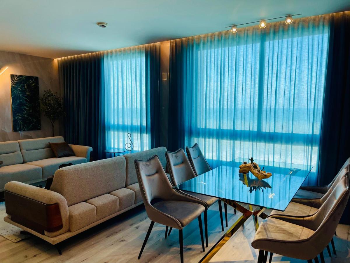 C Tower Apartments نتانيا المظهر الخارجي الصورة