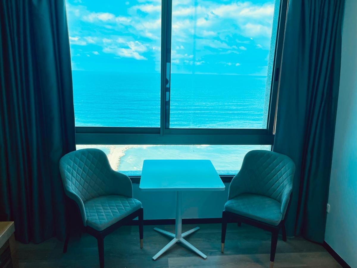 C Tower Apartments نتانيا المظهر الخارجي الصورة