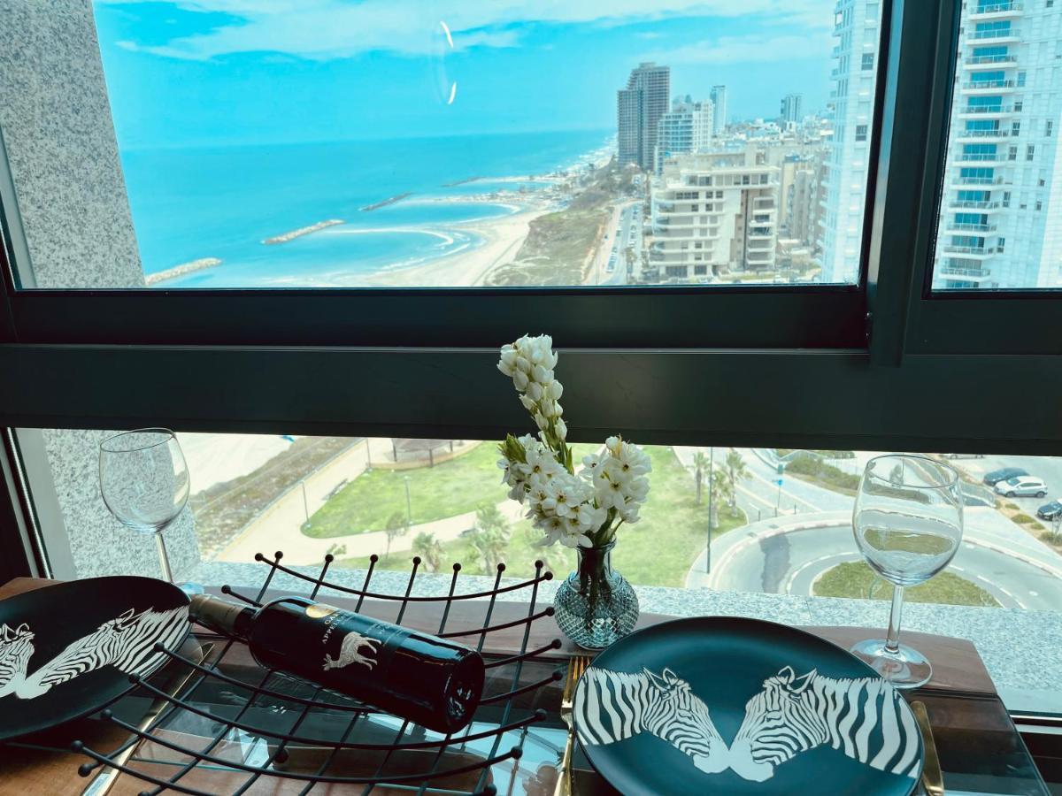 C Tower Apartments نتانيا المظهر الخارجي الصورة