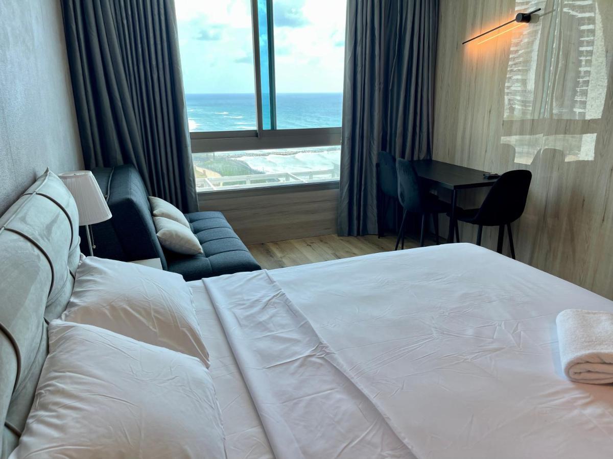 C Tower Apartments نتانيا المظهر الخارجي الصورة