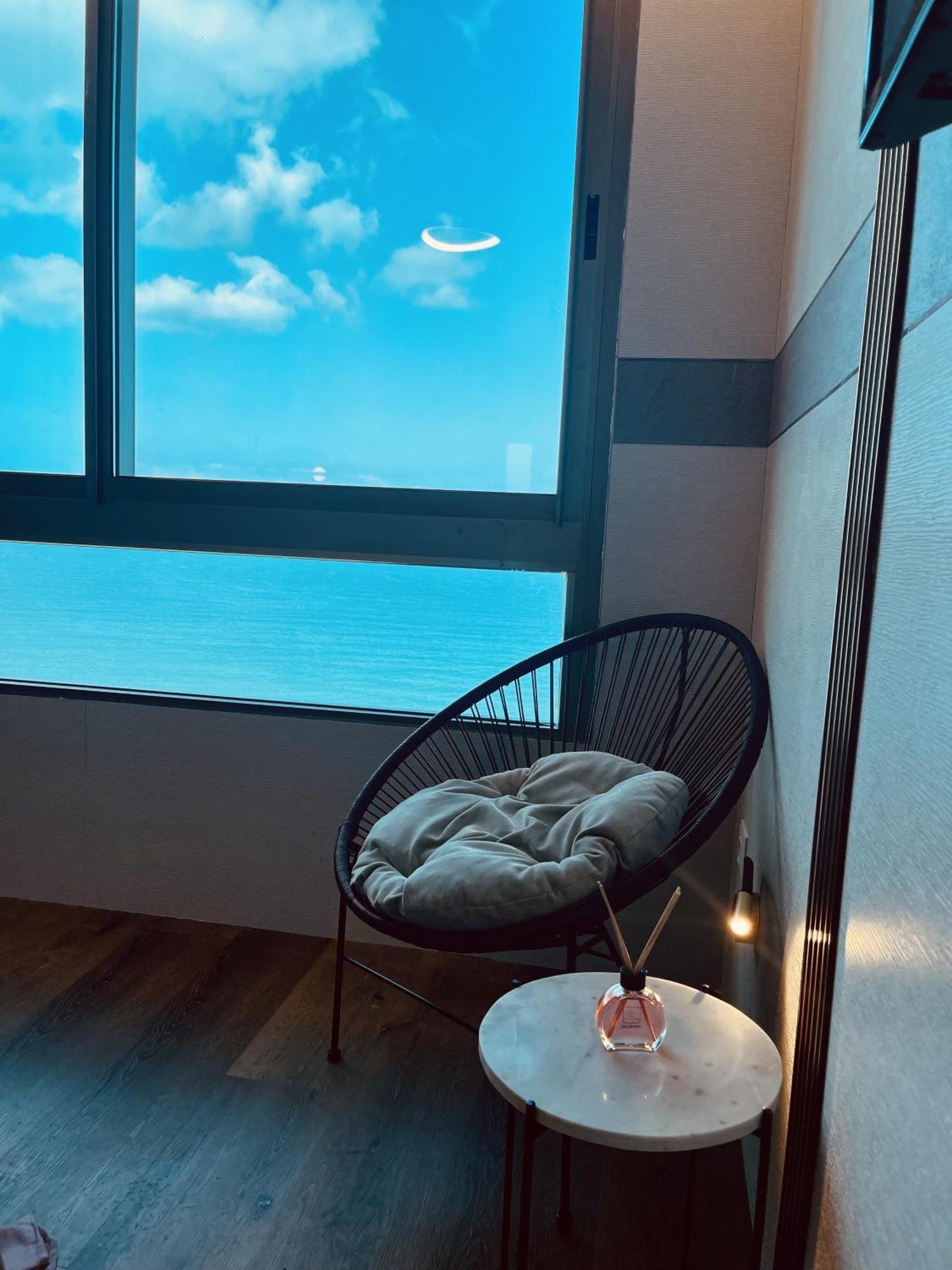 C Tower Apartments نتانيا المظهر الخارجي الصورة